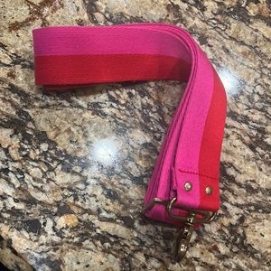 Parker Thatch crossbody strap